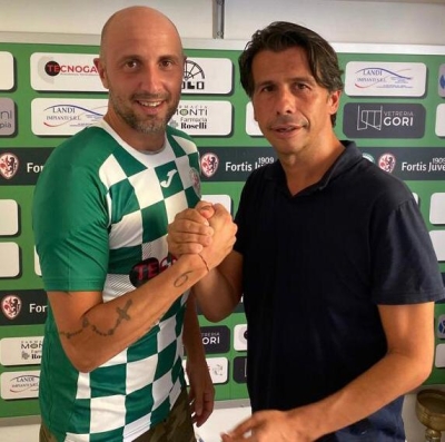 Claudio Coralli con il d.g. della Fortis Juventus Andrea Agatensi
