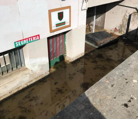Un'immagine eloquente dei danni dell'alluvione di stanotte nella sede del Grassina