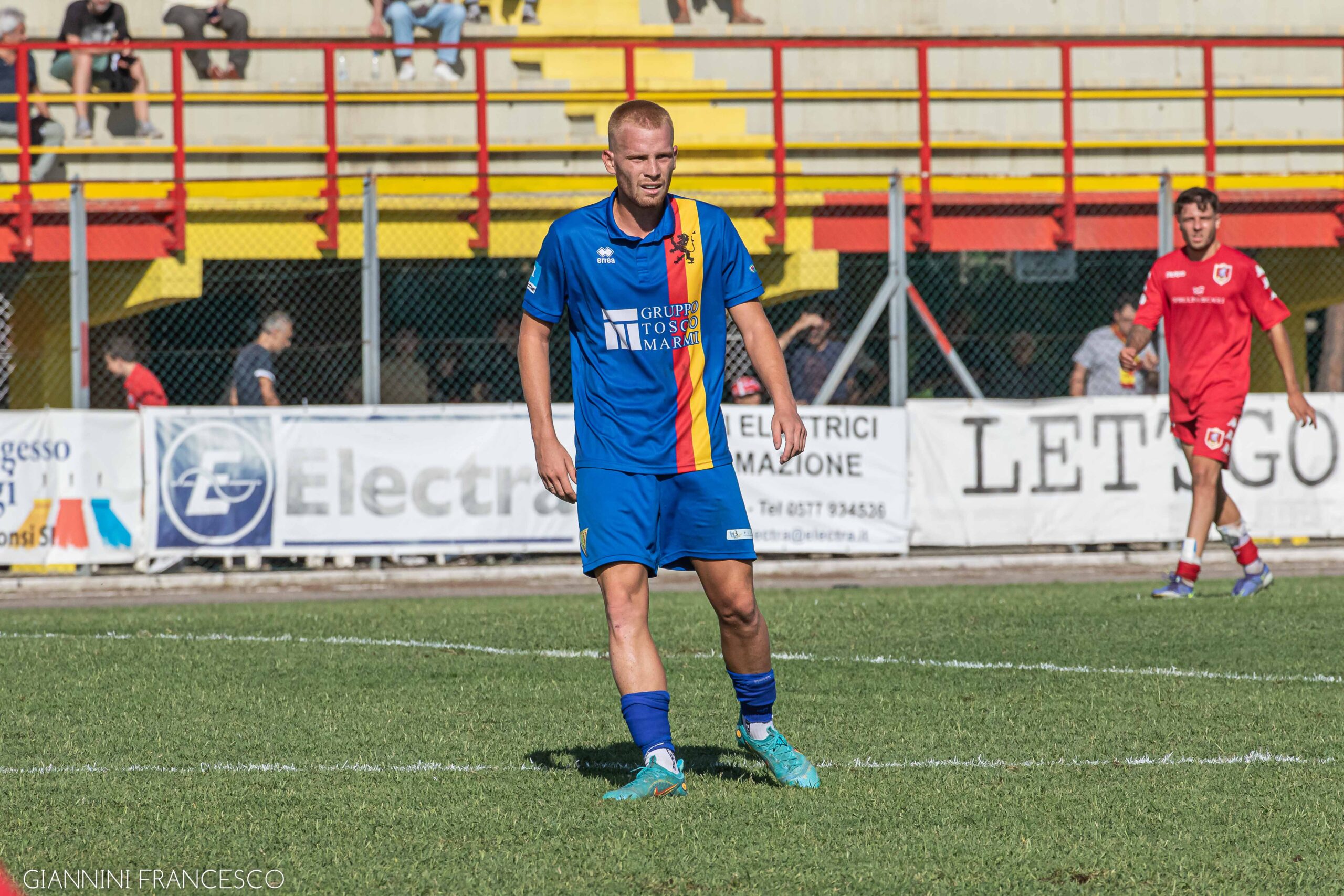 Matteo Motti centravanti del Poggibonsi