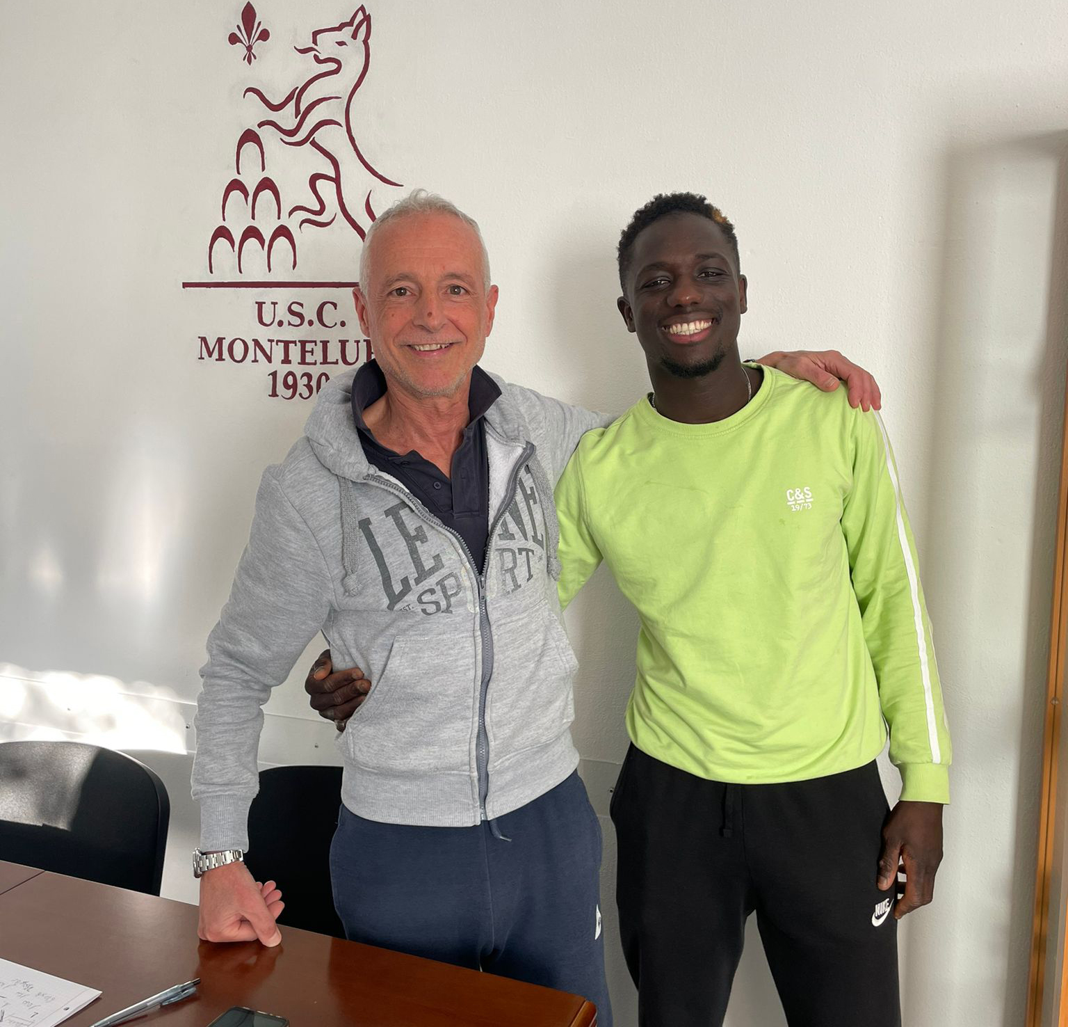 Alioune Ndaw con il presidente Alberto De Luca del Montelupo
